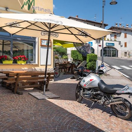 Hotel Martinelli Ronzo-Chienis Exteriér fotografie