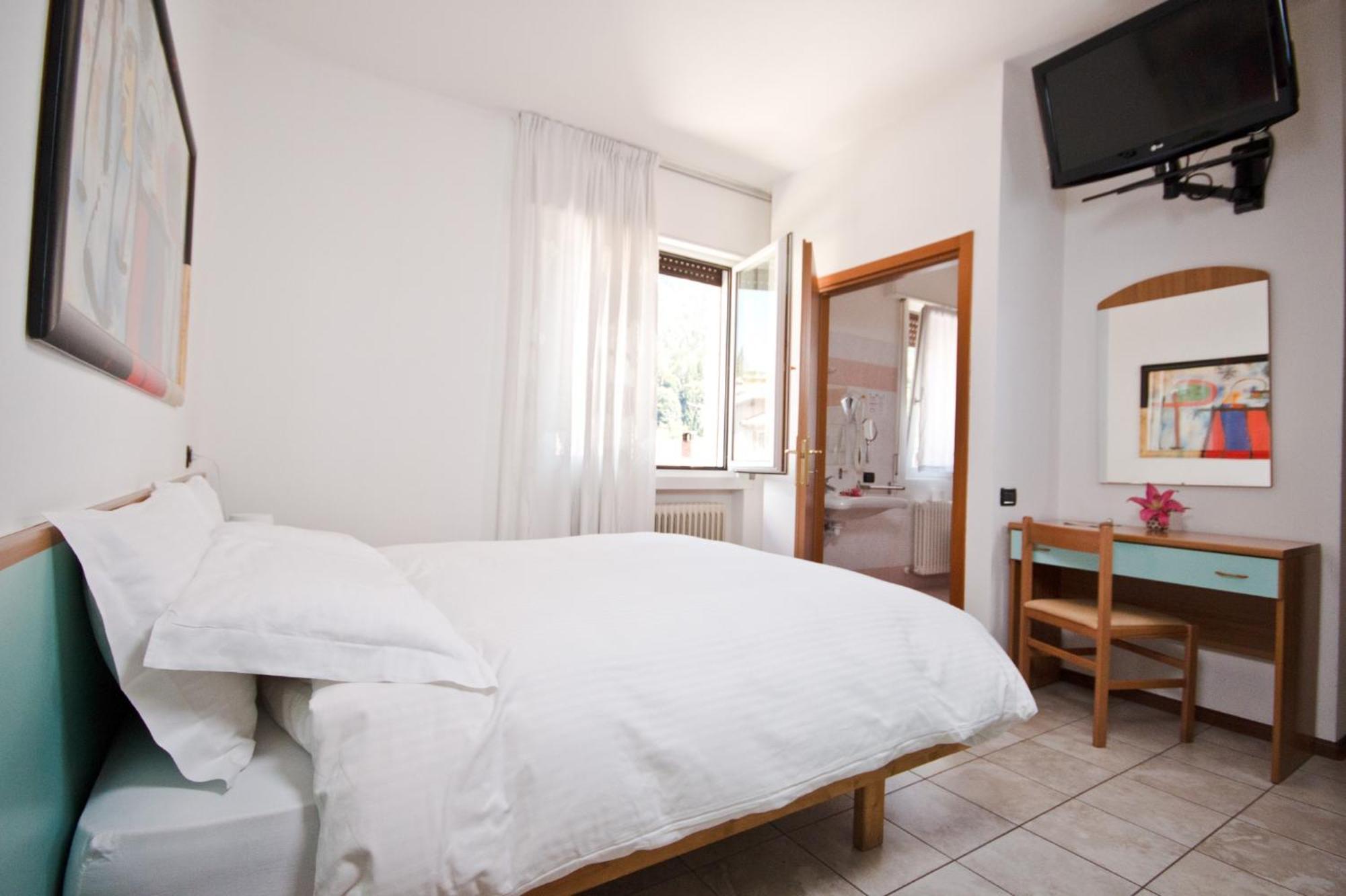 Hotel Martinelli Ronzo-Chienis Exteriér fotografie