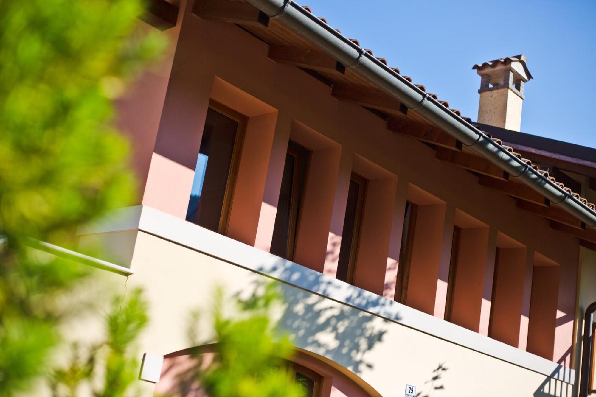Hotel Martinelli Ronzo-Chienis Exteriér fotografie