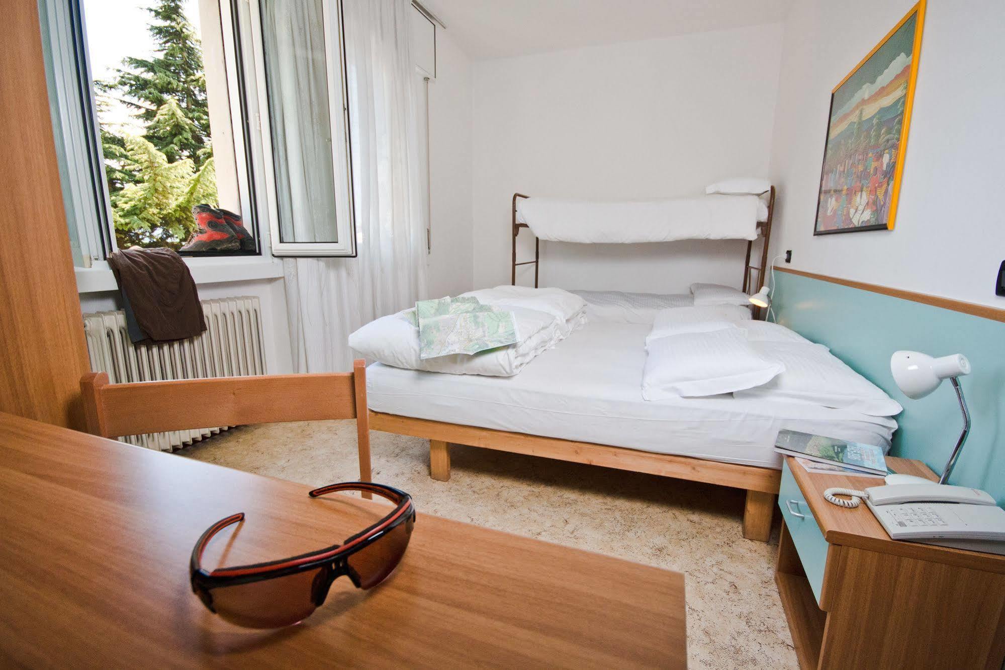 Hotel Martinelli Ronzo-Chienis Exteriér fotografie
